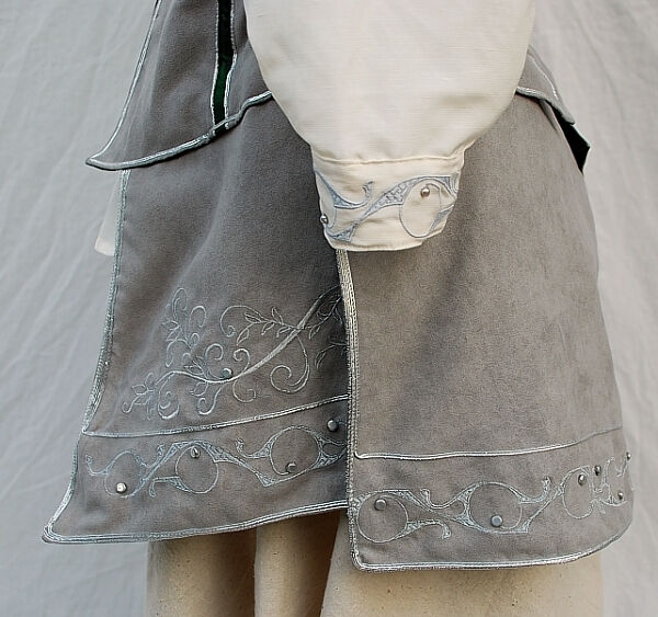 Medieval Elven Ensemble Cuff and Hem Embroidery Detail