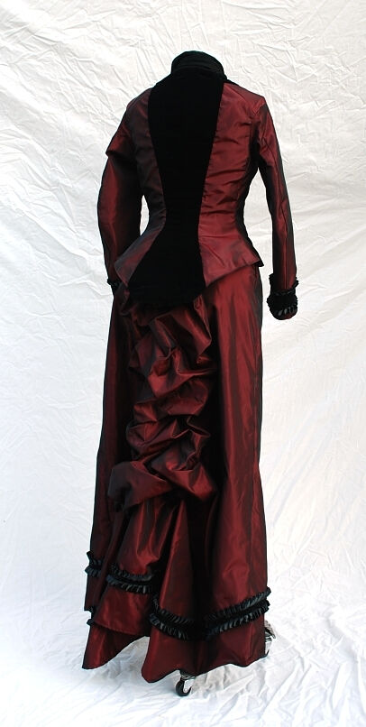 Mina Harker Inspired Victorian Outfit from Taffeta and Velvet
