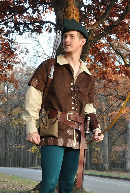 Eric Scull as Robin Hood