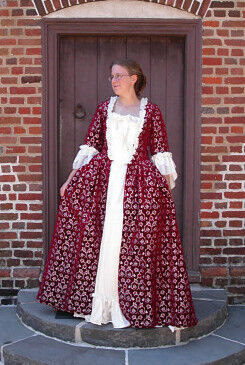 Lady Valentine Sacque Back Gown Front View