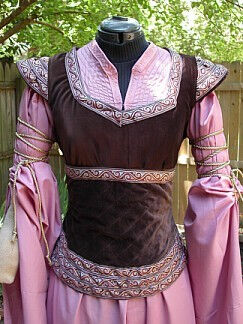 Shieldmaiden with a Twist!